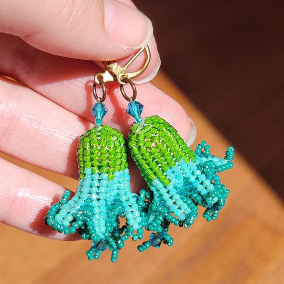Artisan Beaded Earrings - Picture 3 of 6